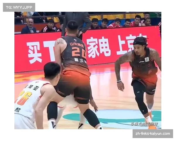 山东高速克里斯罚球17中17 但外线投射缺失限制进攻空间